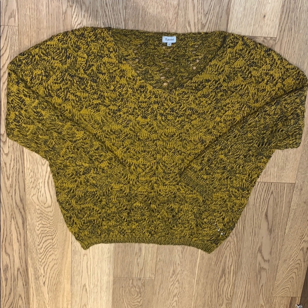 Sweater yellow and black knit